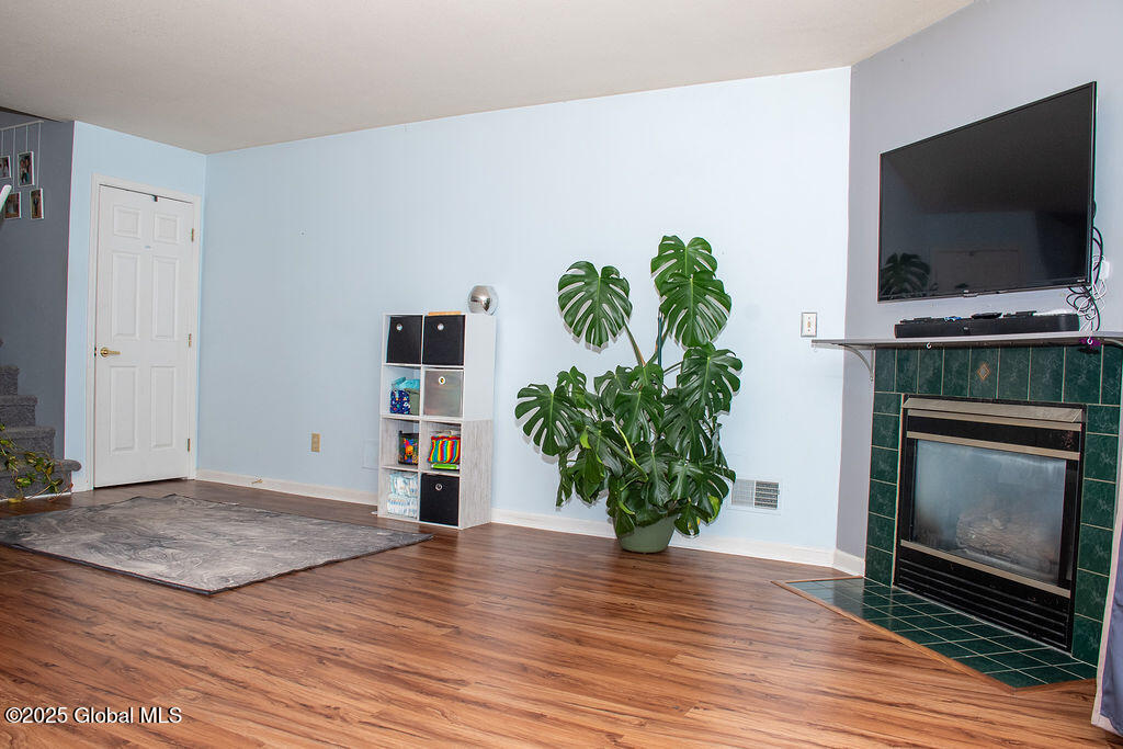 111 Bridgewood Lane, Watervliet, New York image 5