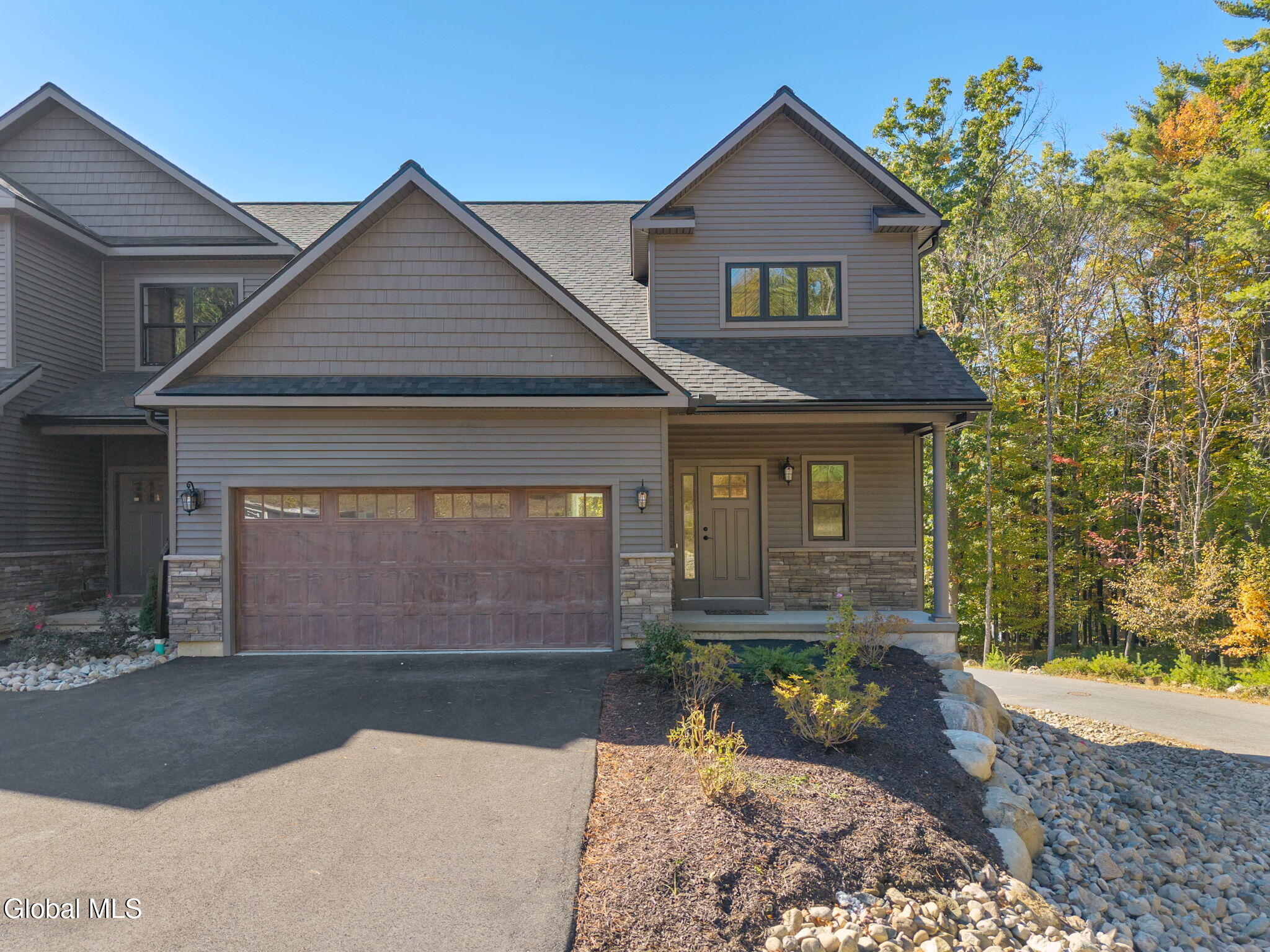 24 Hill Crest Lane UNIT 7