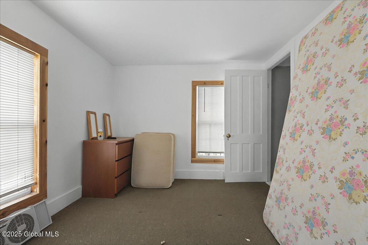 296 Washington Street, Saratoga Springs, New York image 35