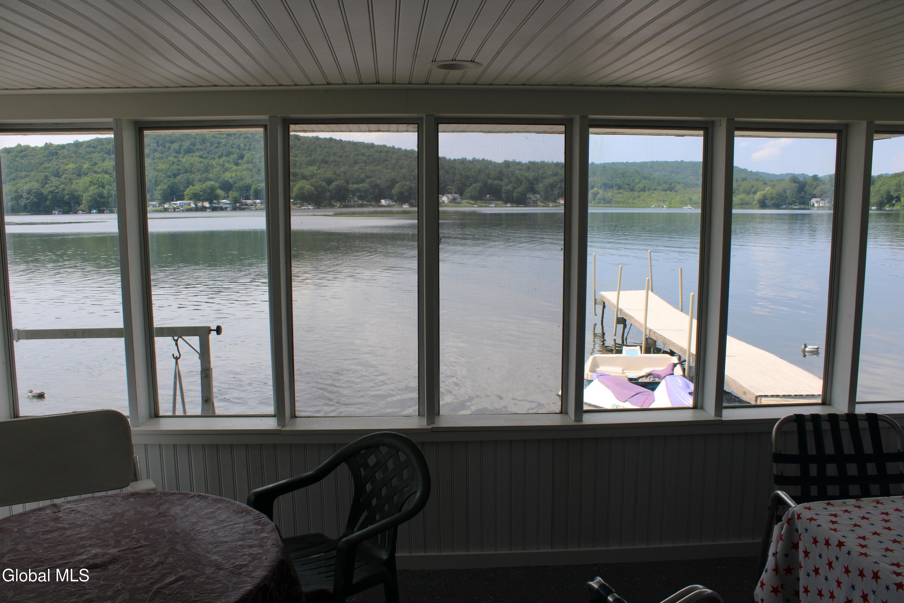 210 E Lake Road