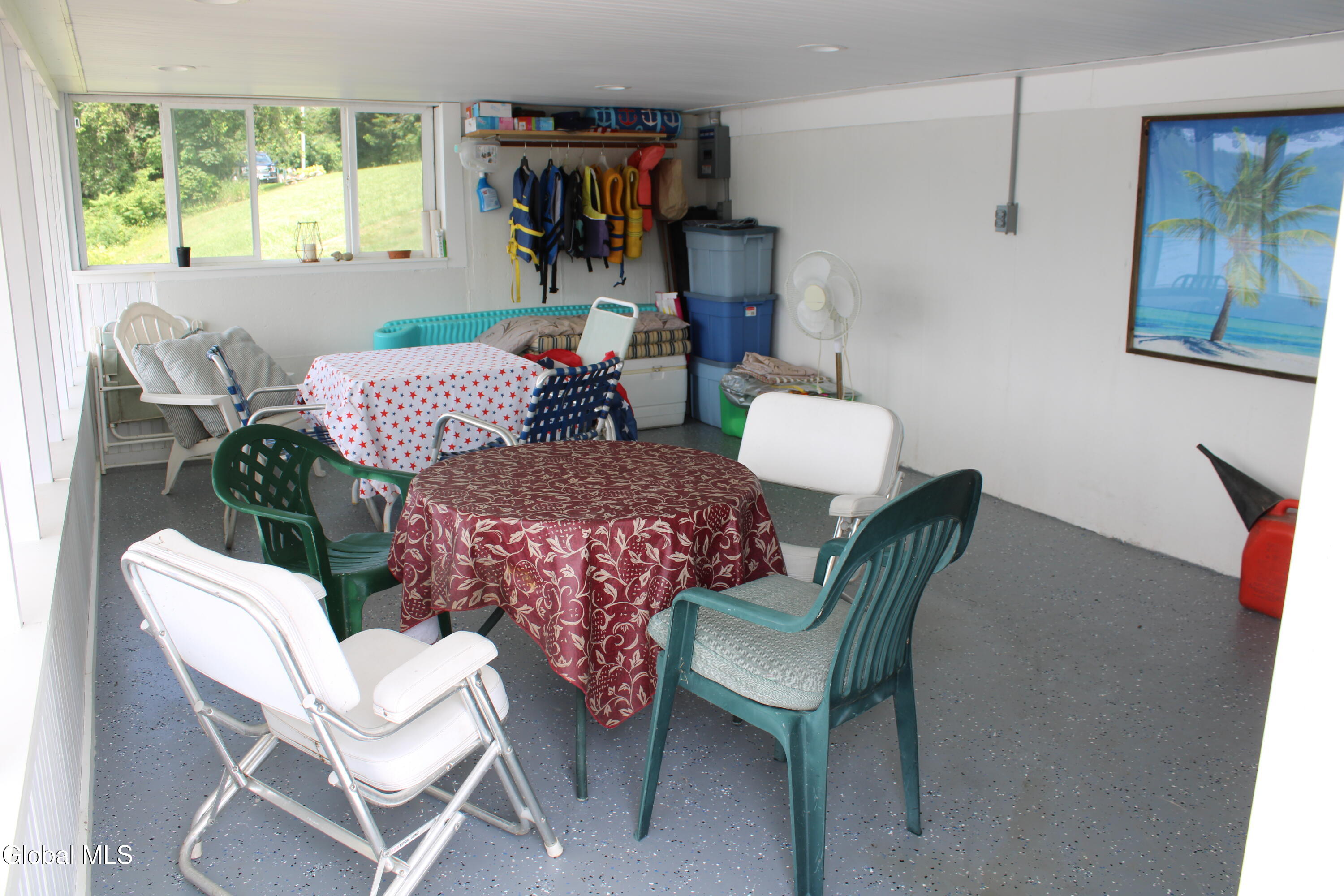 210 E Lake Road