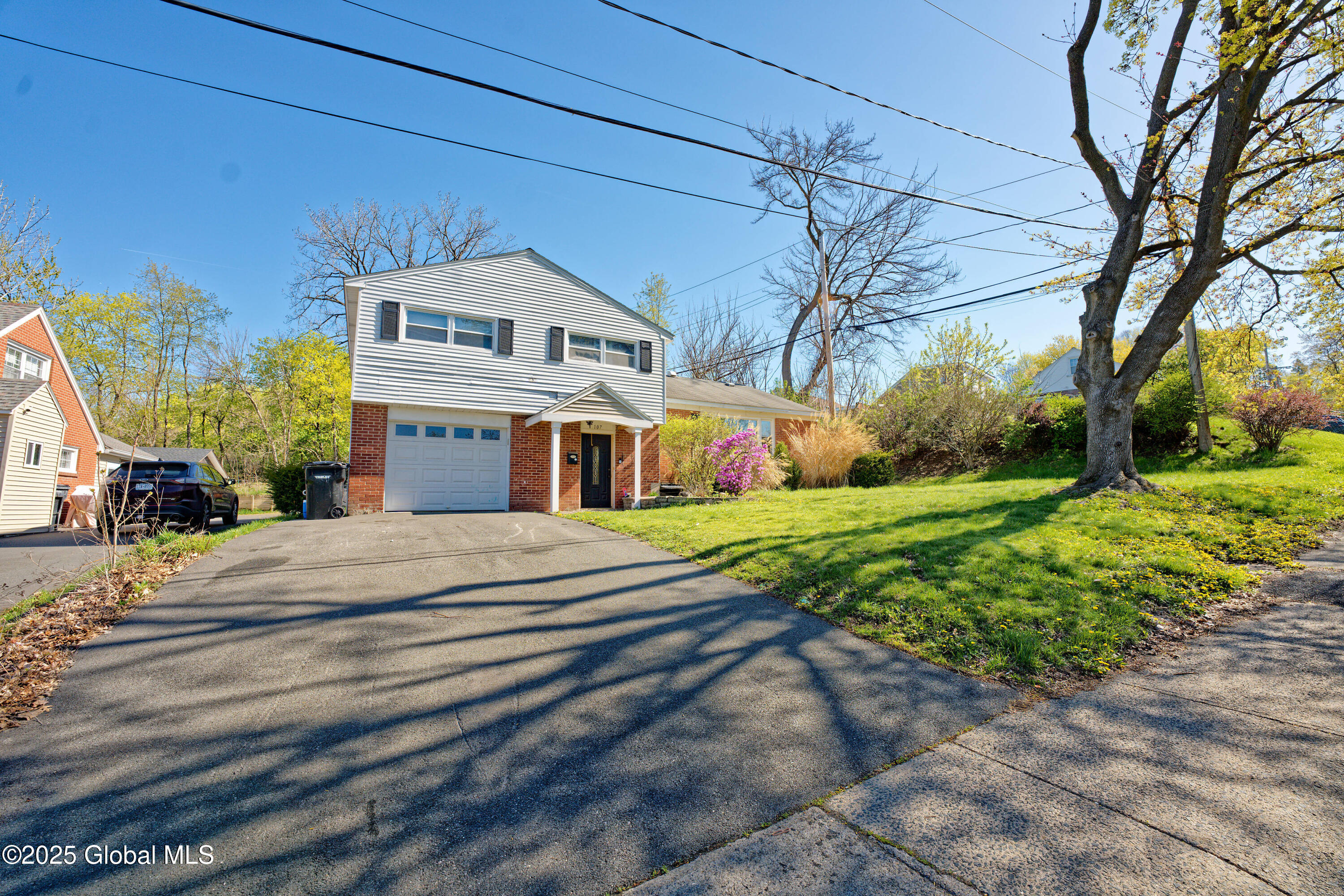 107 Nyroy Drive, Troy, New York image 1