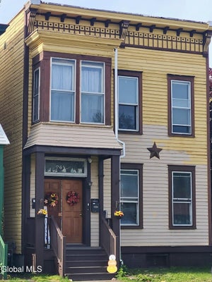 261 5TH AVE, TROY, NY 12182 - Image d4fa45c52cb6f7dca4b4e981df450ff4/700817337