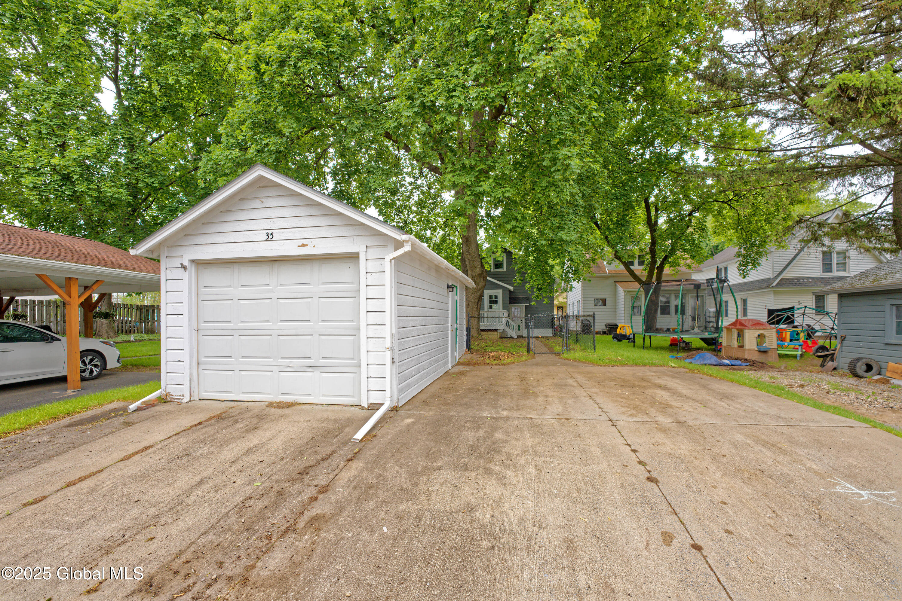 35 Wallace Street, Schenectady, New York image 40