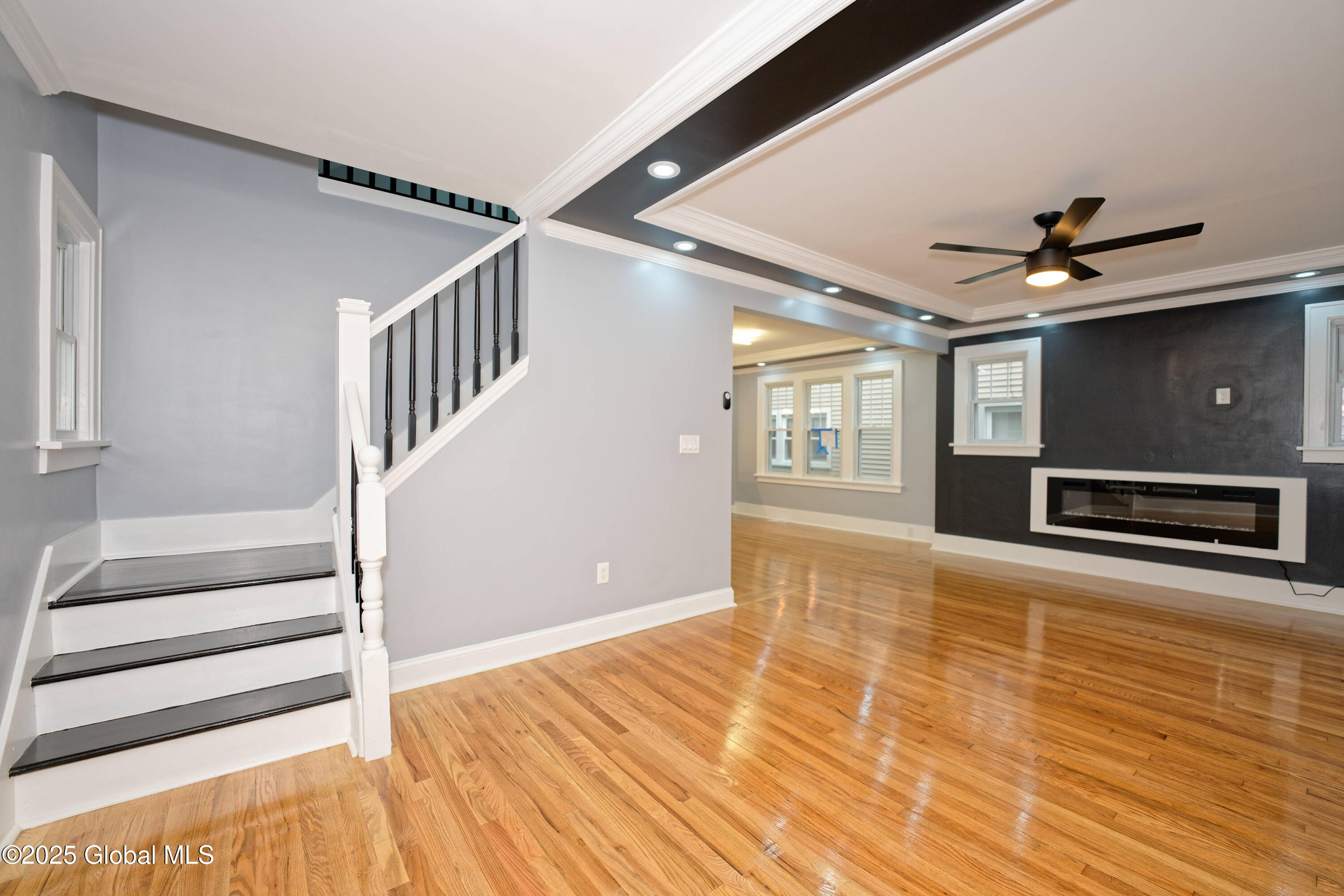 35 Wallace Street, Schenectady, New York image 6