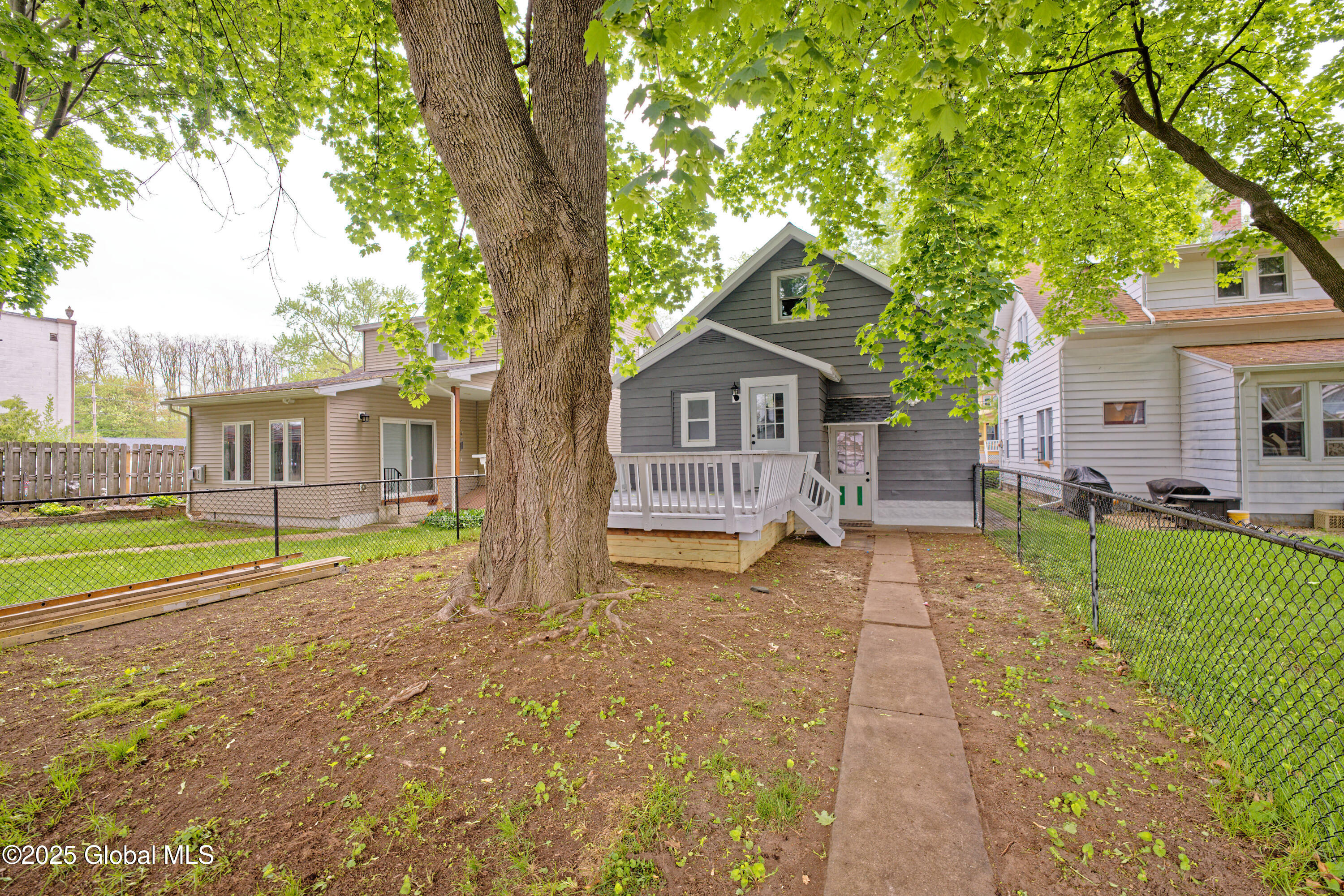 35 Wallace Street, Schenectady, New York image 38
