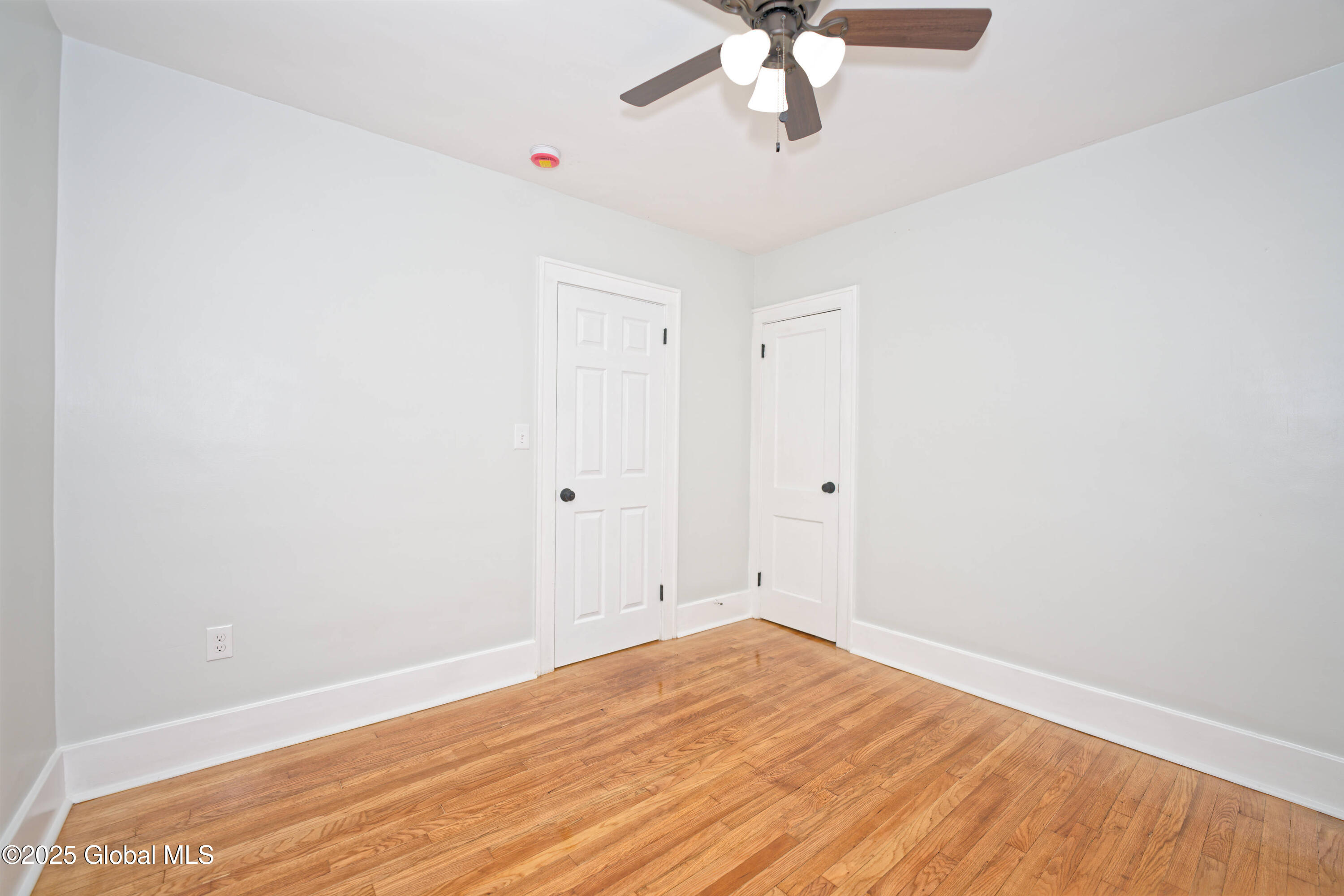 35 Wallace Street, Schenectady, New York image 22