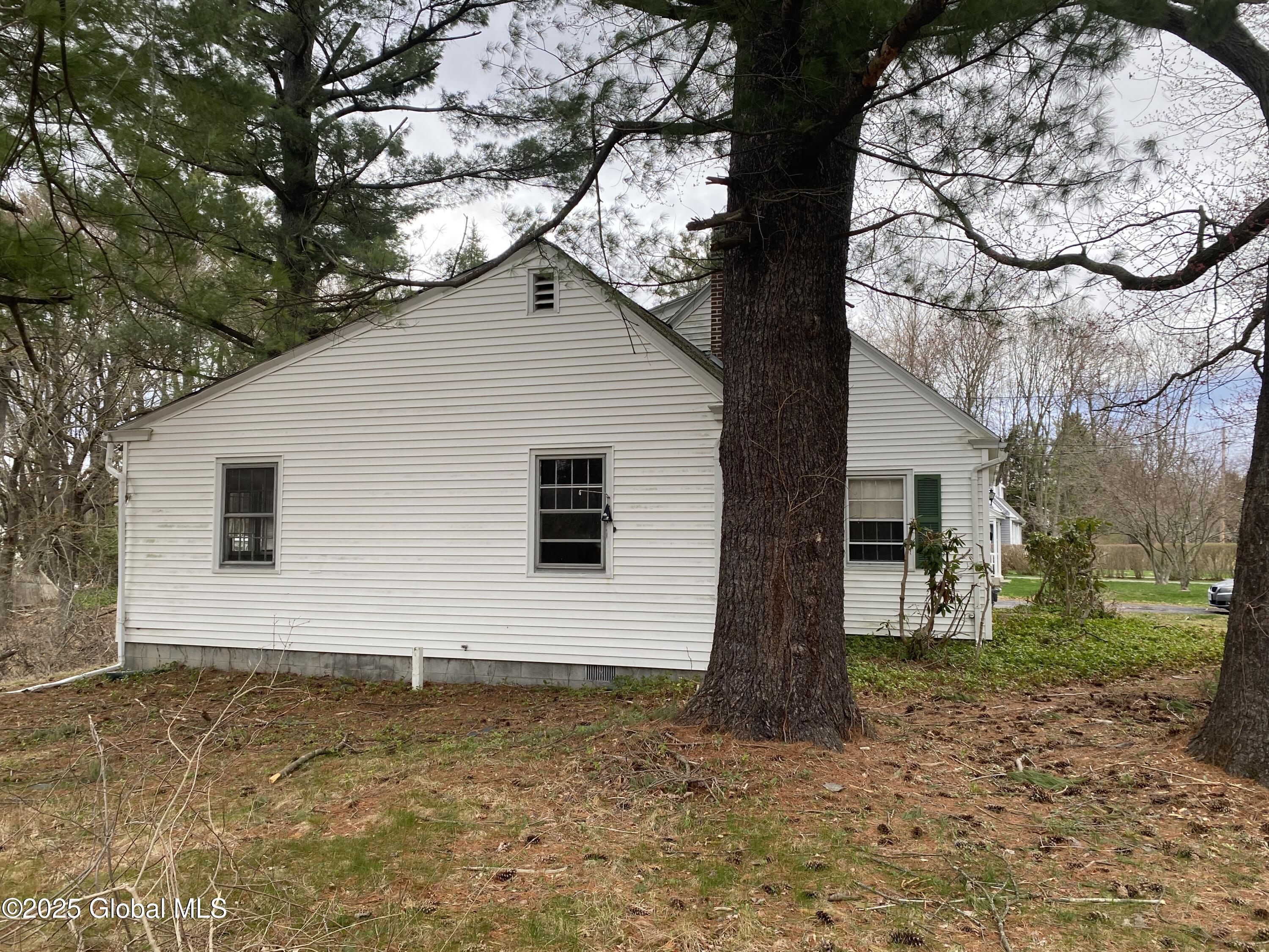 119 Orchard Street, Delmar, New York image 4