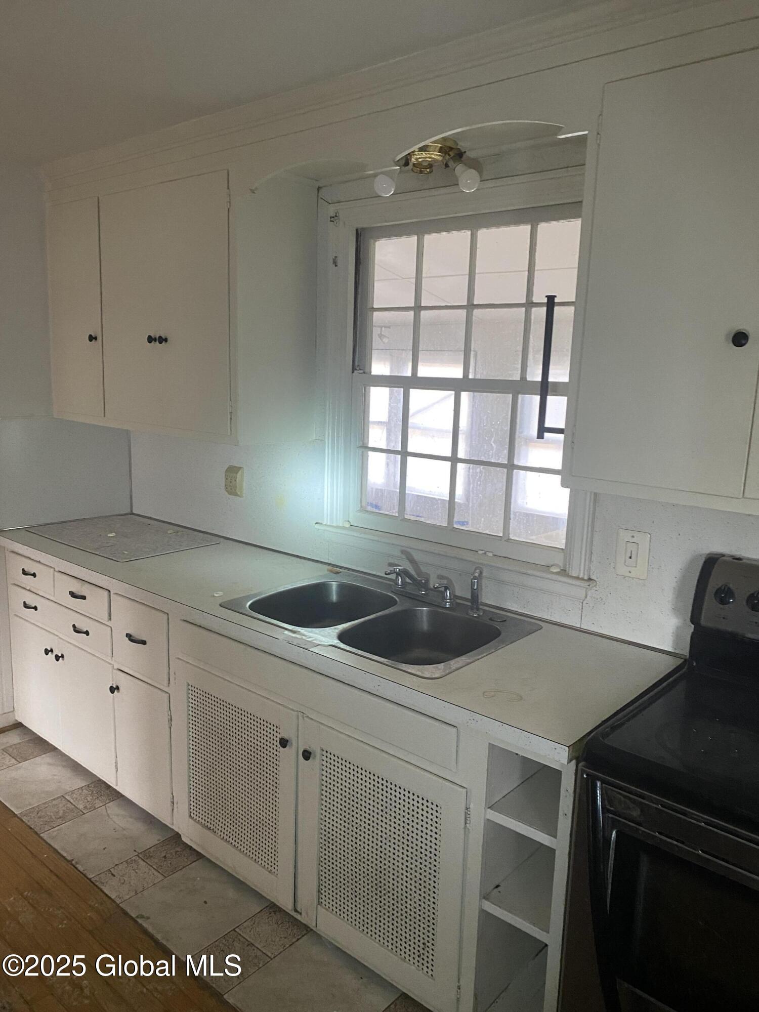 119 Orchard Street, Delmar, New York image 6