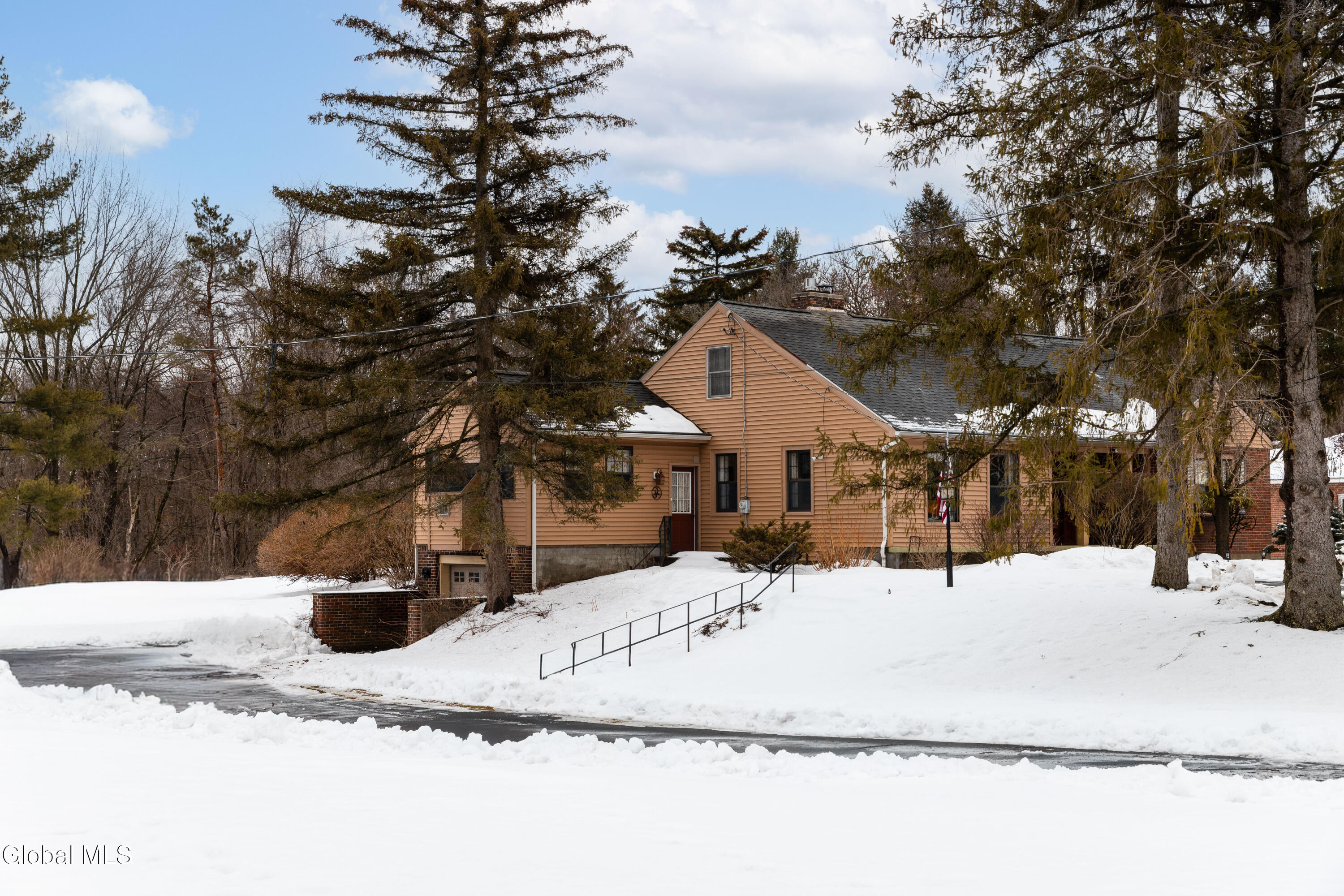 42 Thompson Hill Road