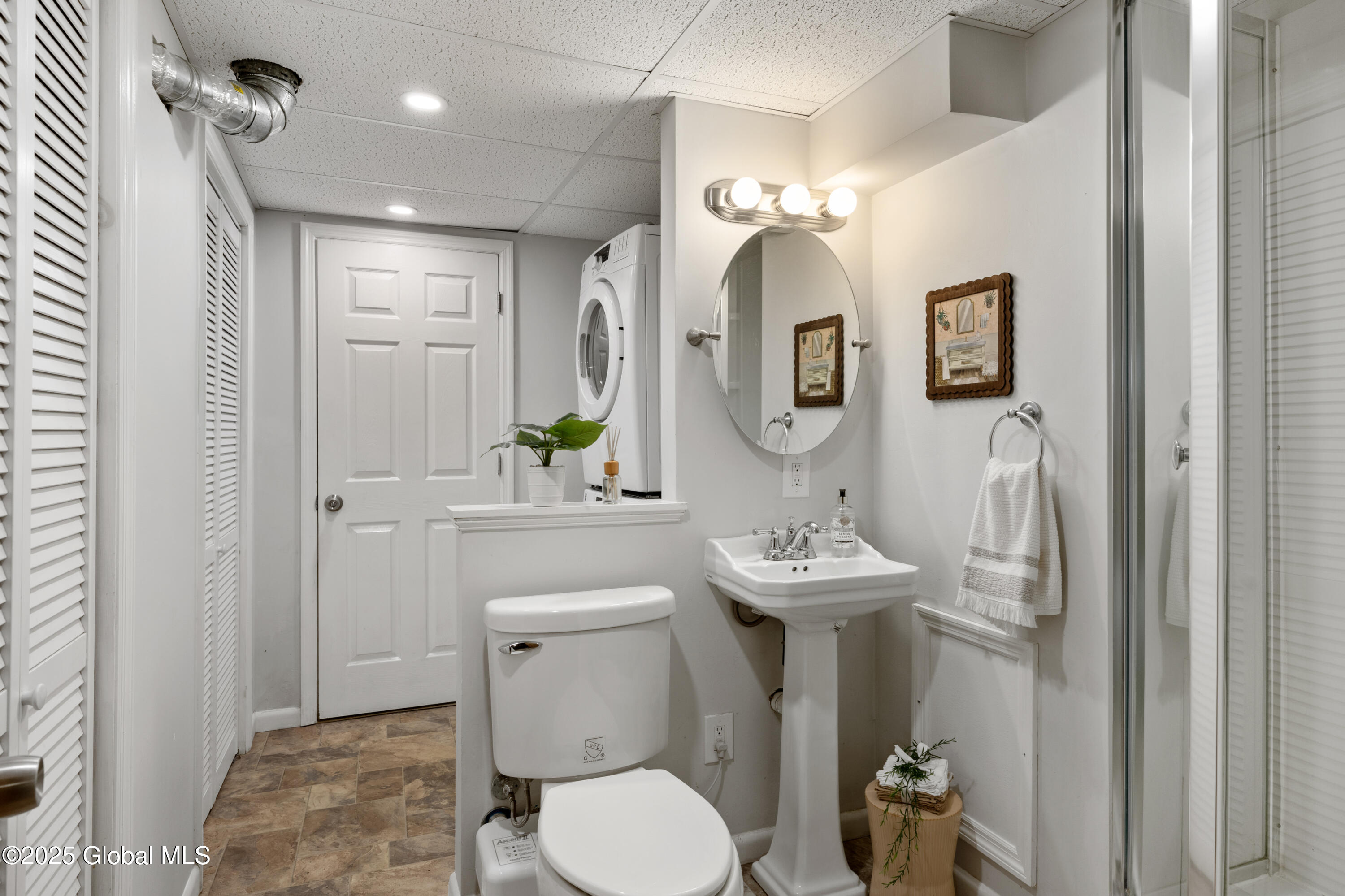 25 Lamplighter Lane Lane, Saratoga Springs, New York image 40