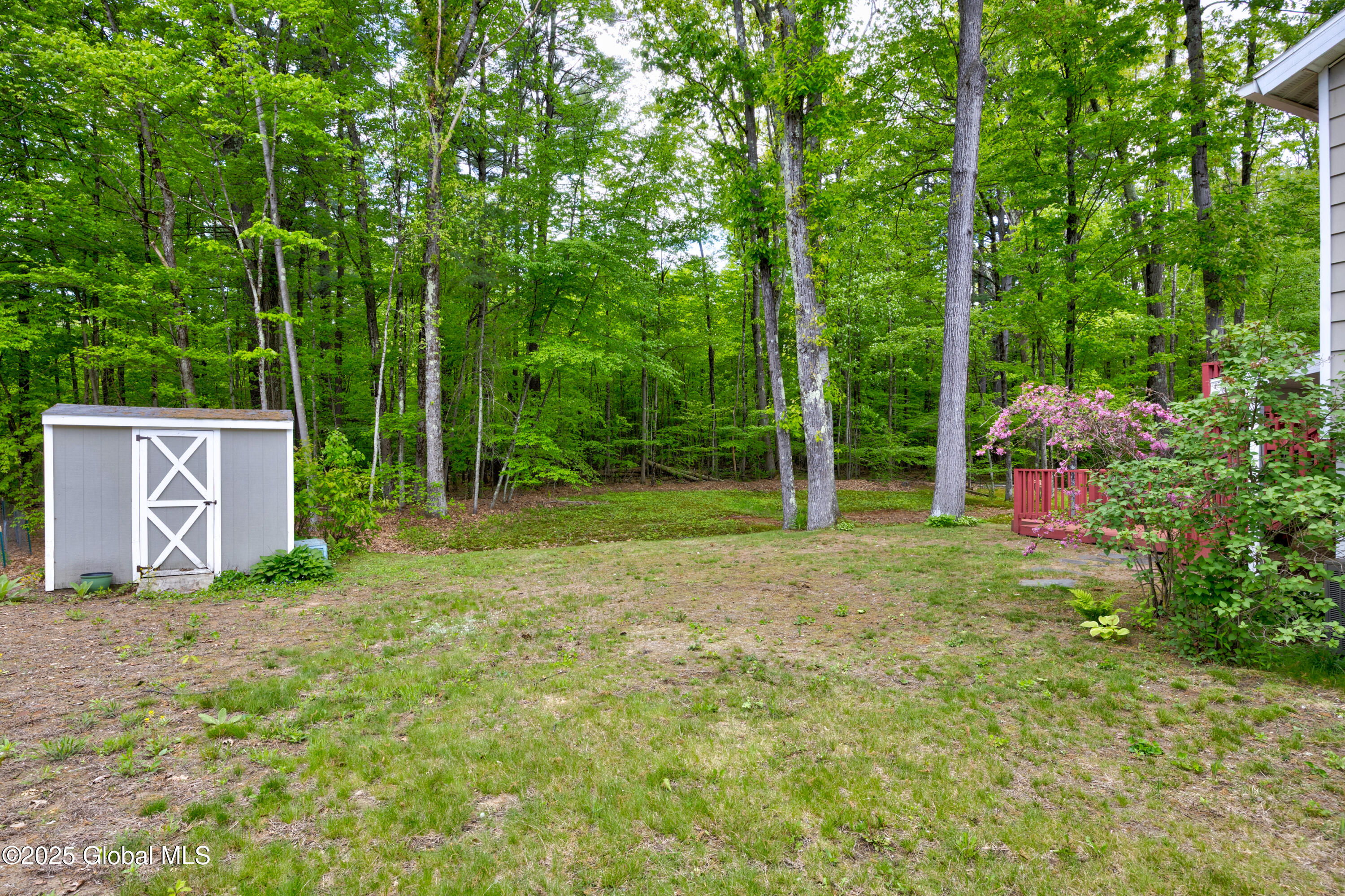 25 Lamplighter Lane Lane, Saratoga Springs, New York image 14