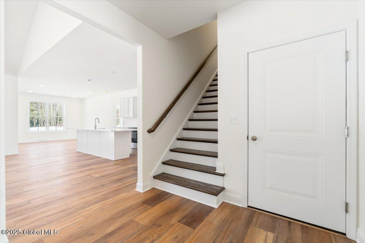 1 Brookhaven Court, Saratoga Springs, New York image 4