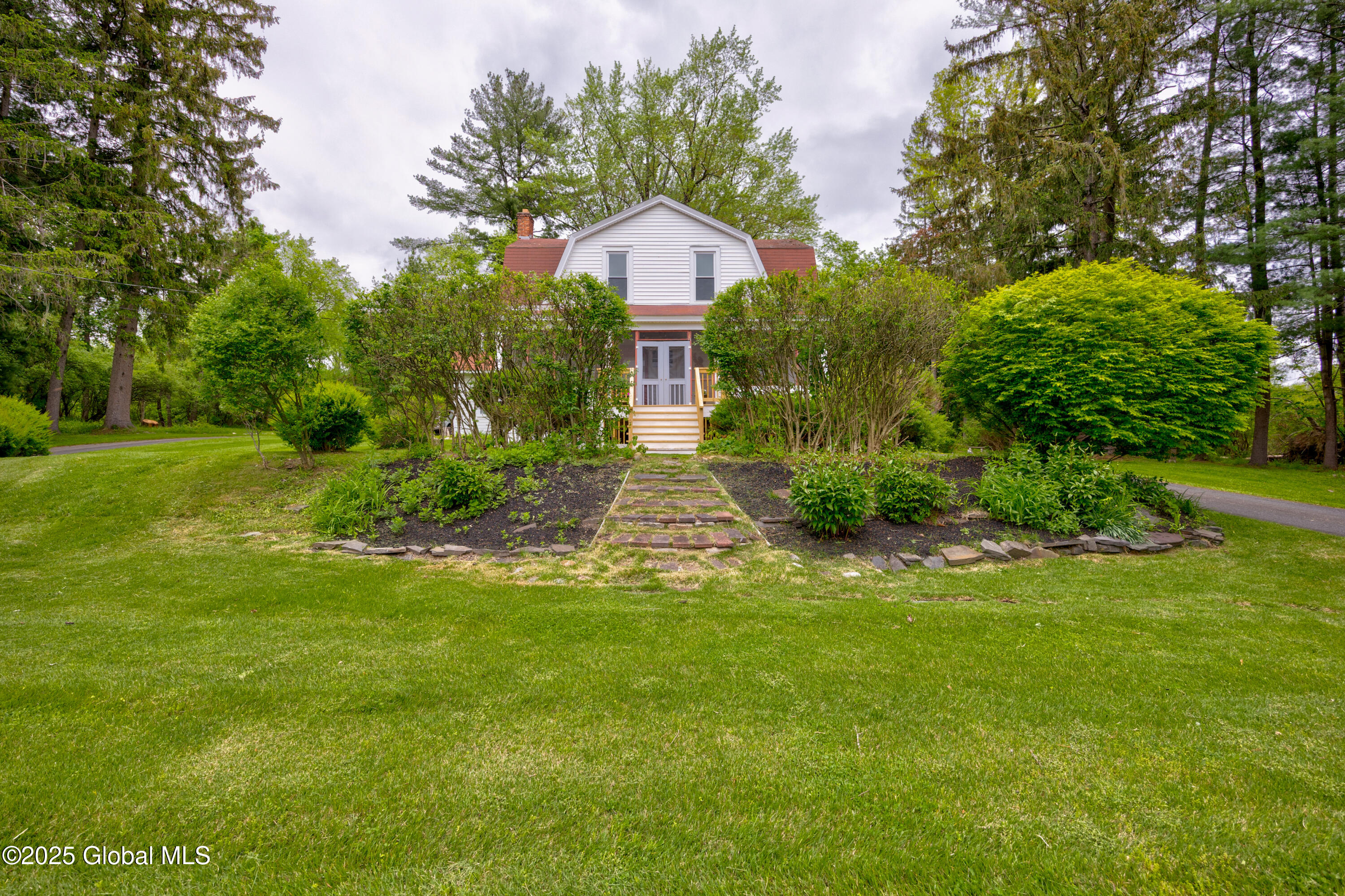 2342 Reno Road, Castleton On Hudson, New York image 2
