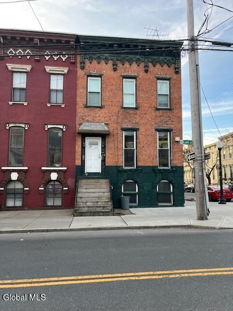 Multifamily For Sale - 284 Lark Street<br/> Albany County, Albany, NY 12210
