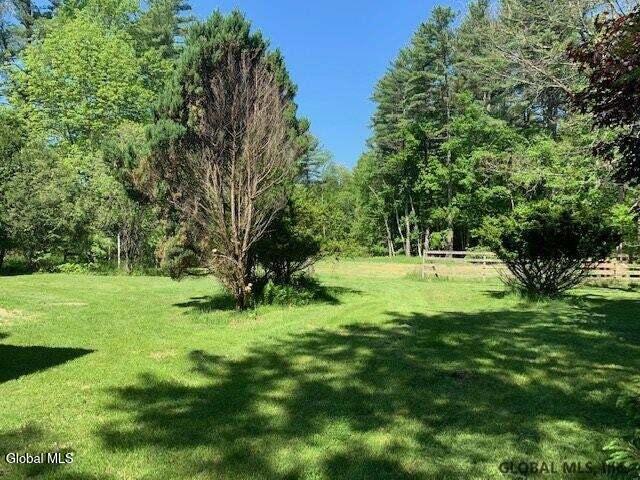 Ballston Spa, New York 12020, United States, 2 Bedrooms Bedrooms, ,2 BathroomsBathrooms,Residential,Active,222451