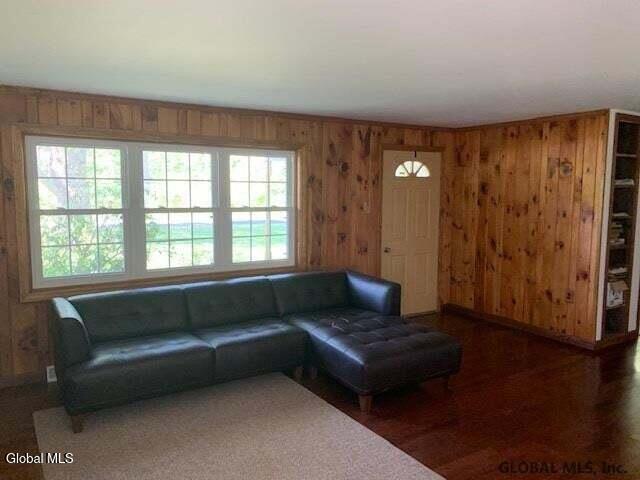 Ballston Spa, New York 12020, United States, 2 Bedrooms Bedrooms, ,2 BathroomsBathrooms,Residential,Active,222451