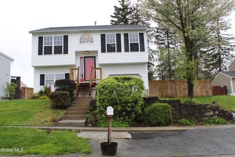 Photo of 12 Morgan'S Run, Schuylerville, NY 12871 (MLS # 202616211)
