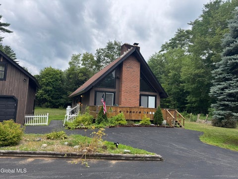 Photo of 29 Zermatt Drive, Lake Luzerne, NY 12846 (MLS # 202626516)