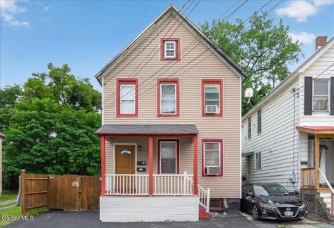 Multifamily For Sale - 552 Mumford Street<br/> Schenectady County, Schenectady, NY 12307