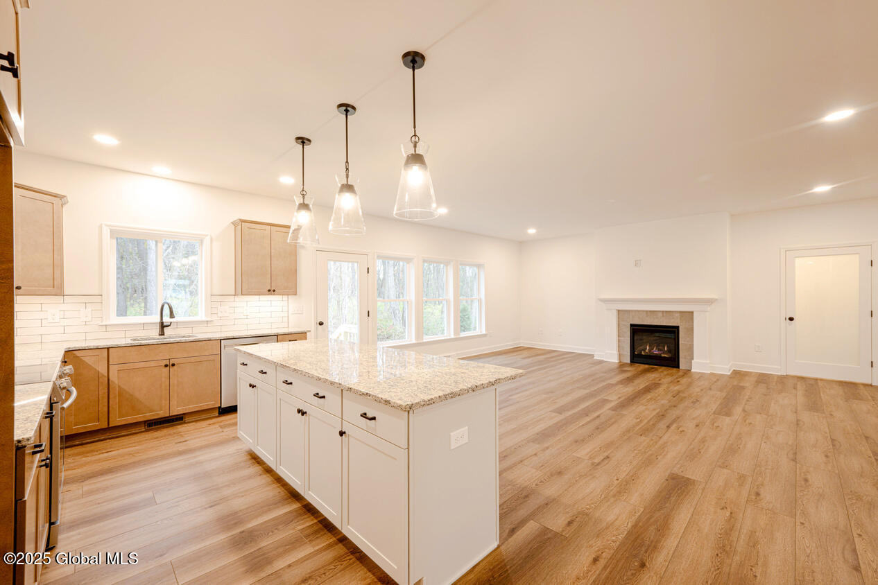 9 Seville Way, Selkirk, New York image 7