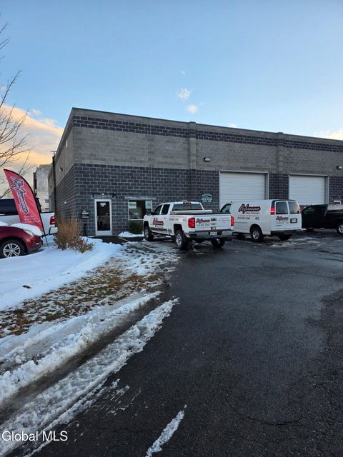 Photo of 134 Lincoln Avenue #301-2, Colonie, NY 12205 (MLS # 202610250)