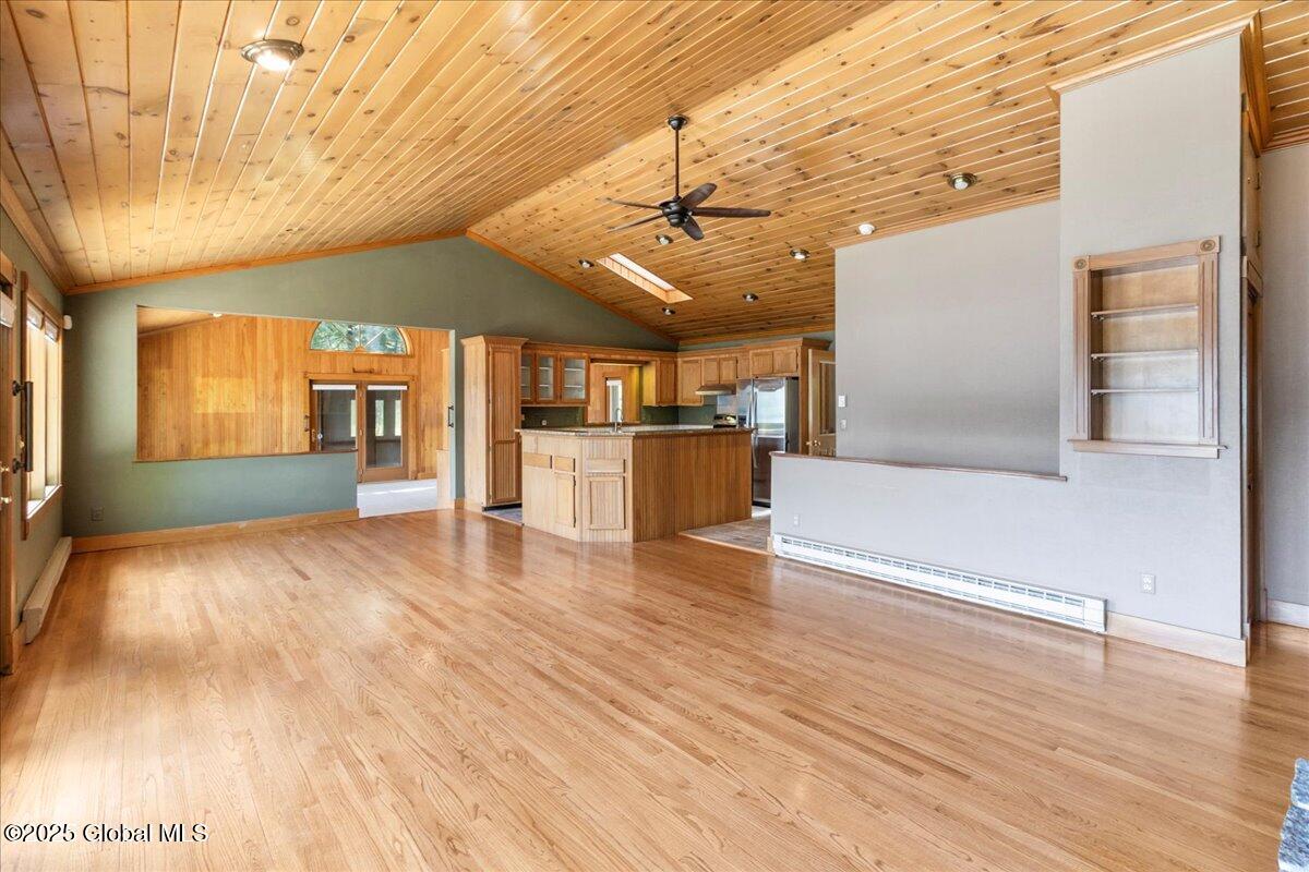 31 Fish Point Road, Bolton Landing, New York image 4