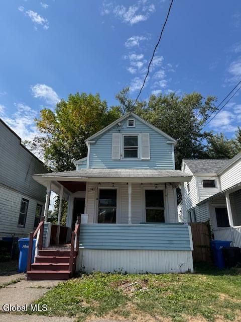 Homes For Sale - 17 Grove Avenue<br/> Albany, NY 12208