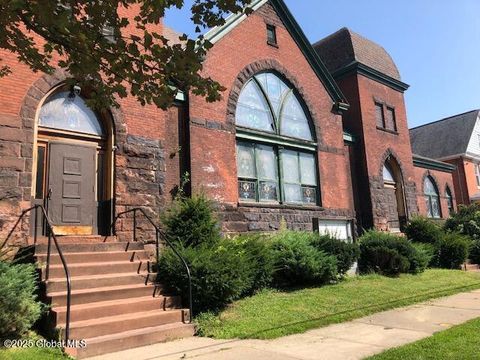 Photo of 516 Park Avenue, Mechanicville, NY 12118 (MLS # 202519177)