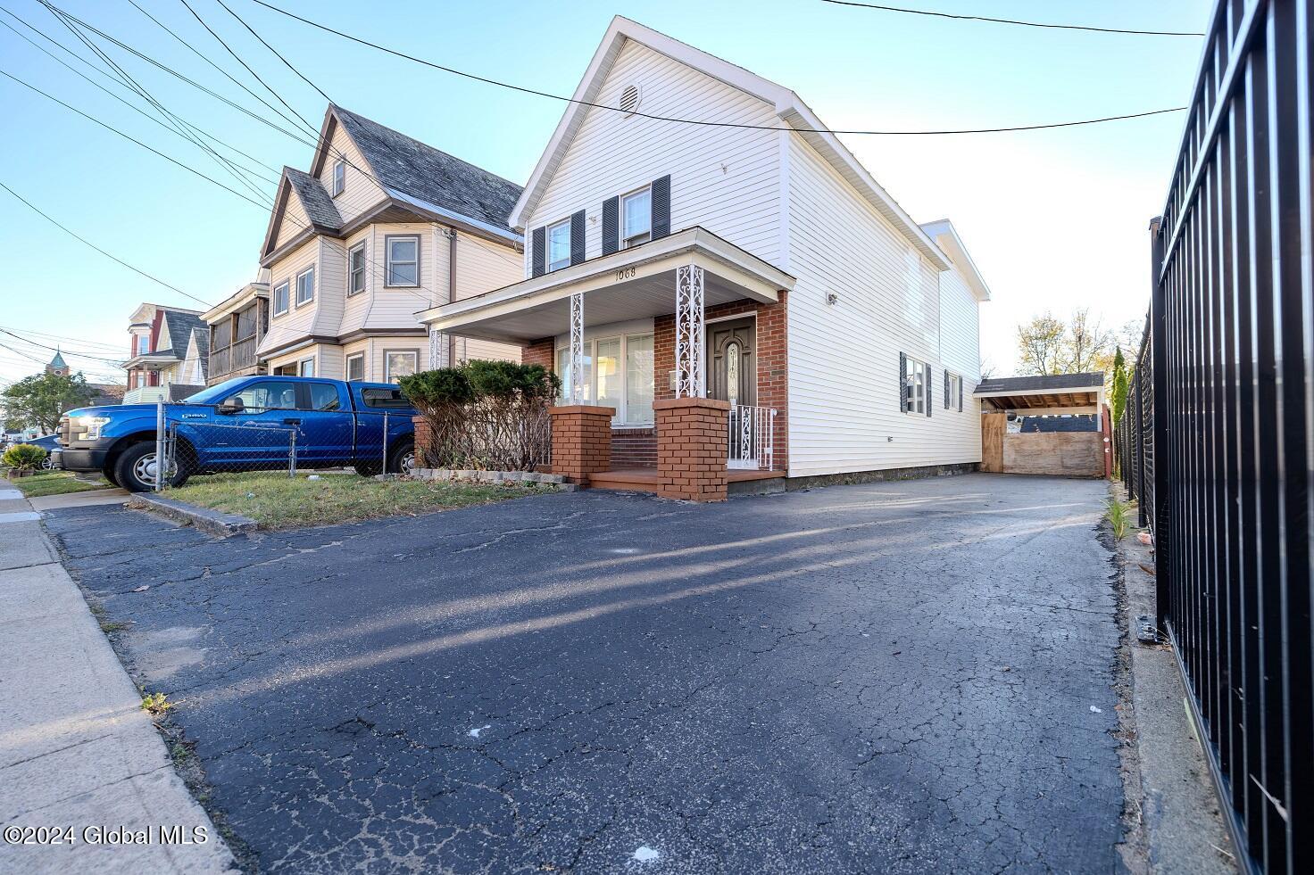 1068 Congress Street, Schenectady, New York image 4