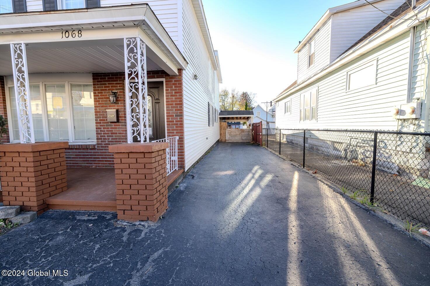 1068 Congress Street, Schenectady, New York image 5