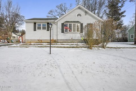 Photo of 7 Groveland Avenue, Schenectady, NY 12306 (MLS # 202611047)