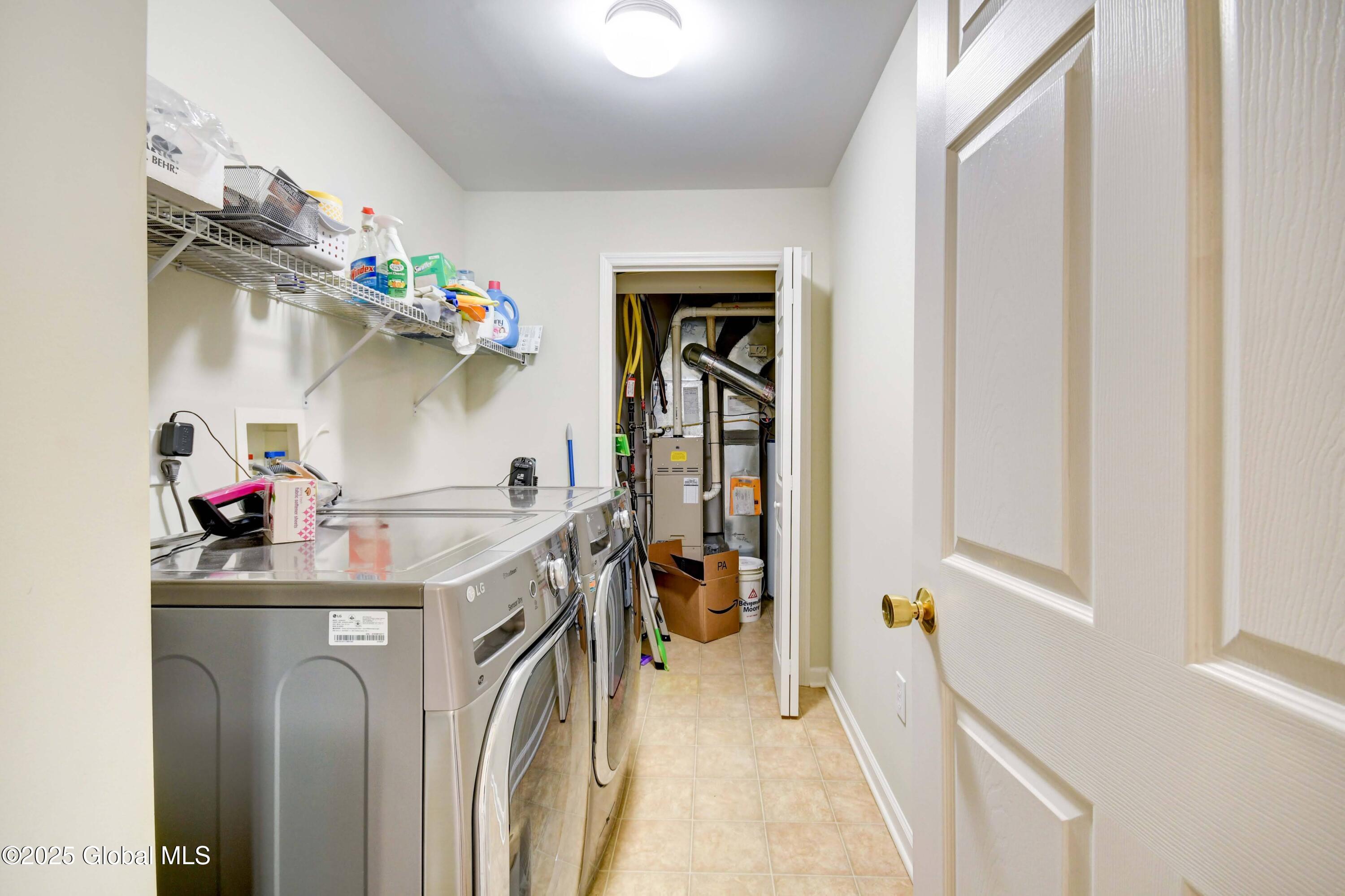 307 Willow Court, Amsterdam, New York image 36