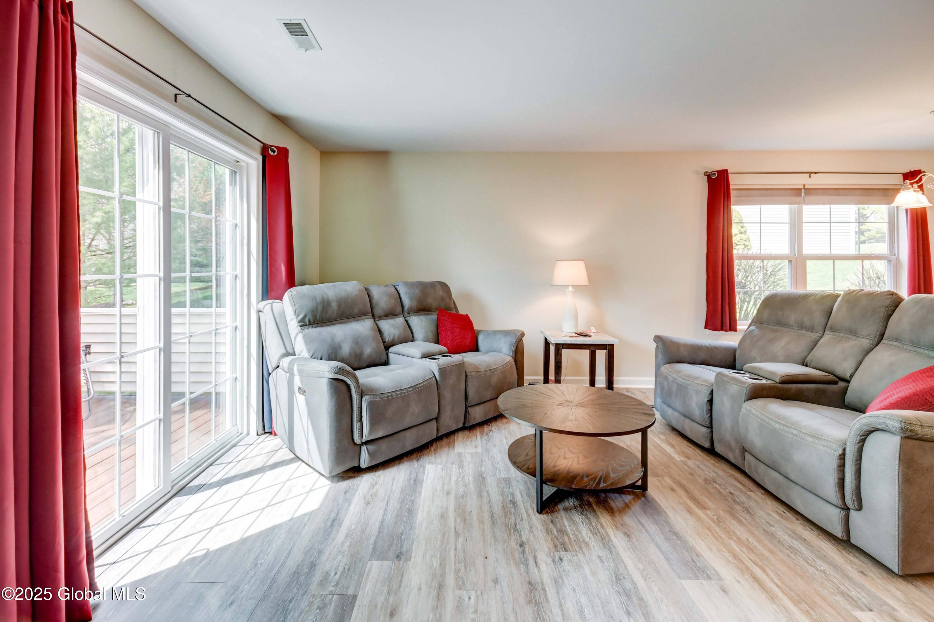 307 Willow Court, Amsterdam, New York image 11