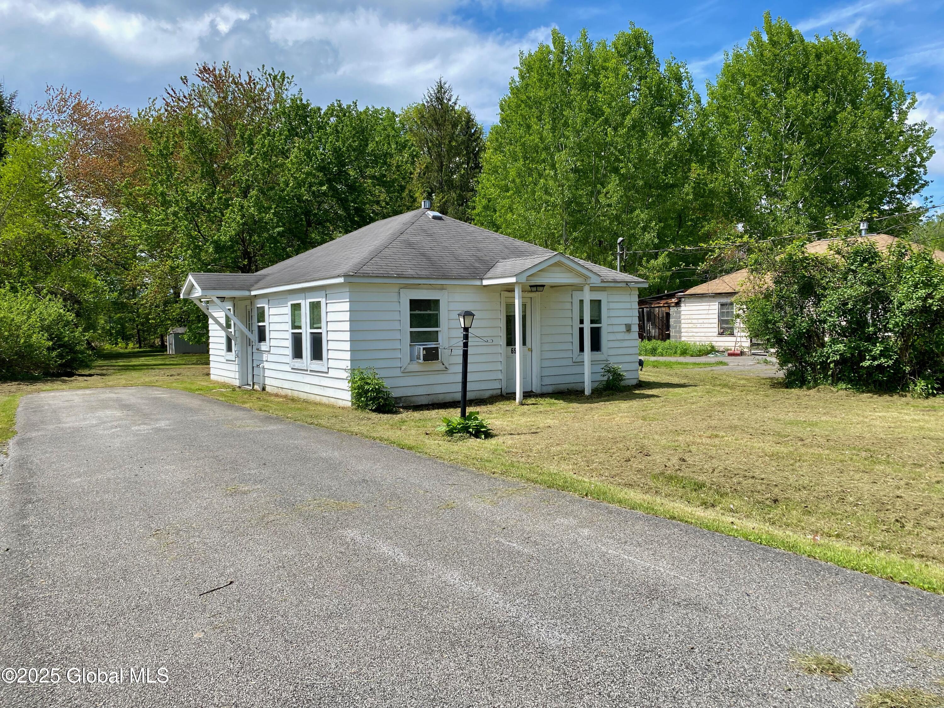 6963 Fuller Station Road, Schenectady, New York image 1