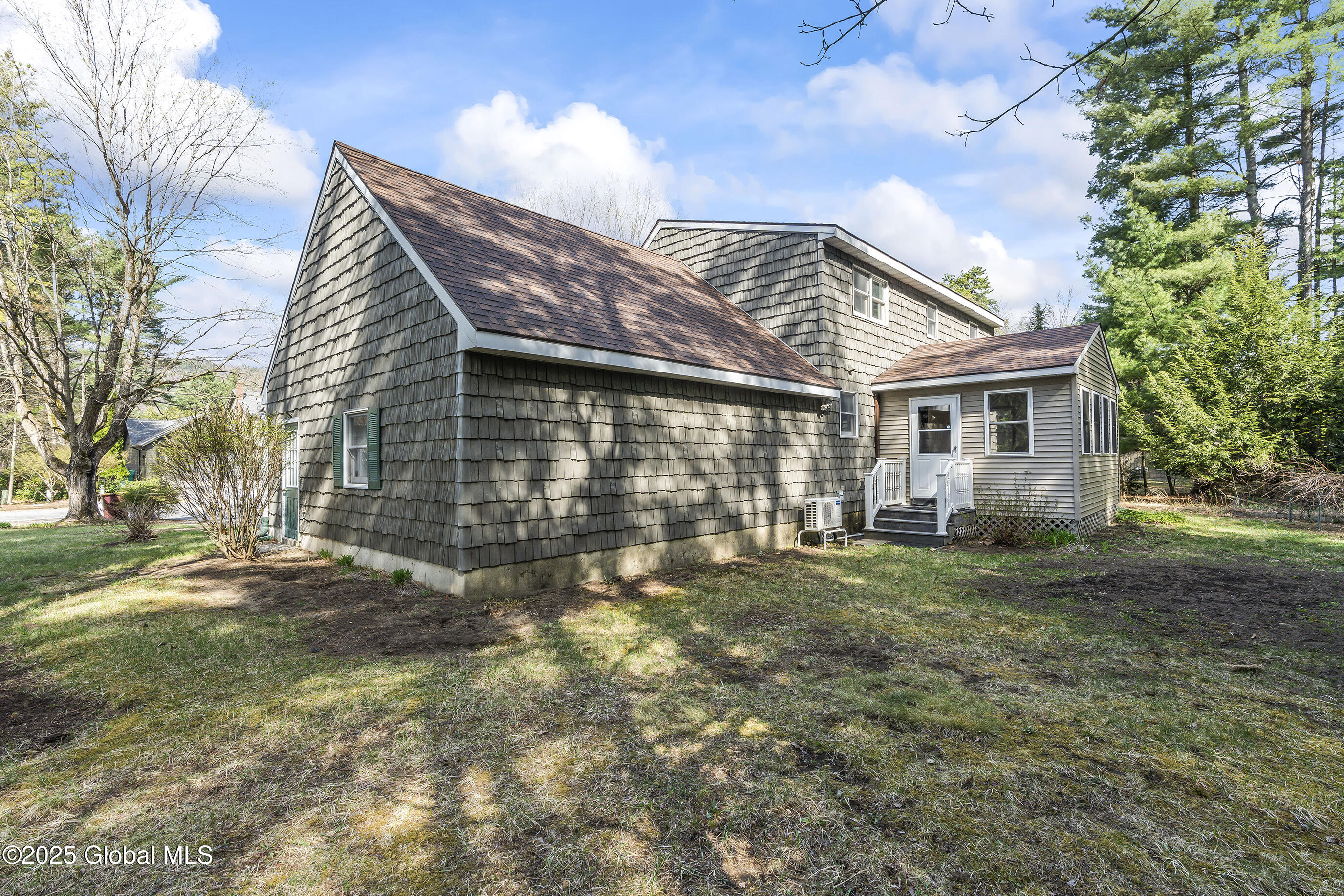 19 Sycamore Drive, Queensbury, New York image 3
