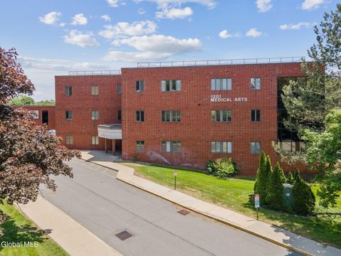 Photo of 1201 Nott Street #Suite 102, Schenectady, NY 12308 (MLS # 202522032)