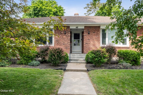Photo of 48 John David Lane #2, Albany, NY 12208 (MLS # 202619125)
