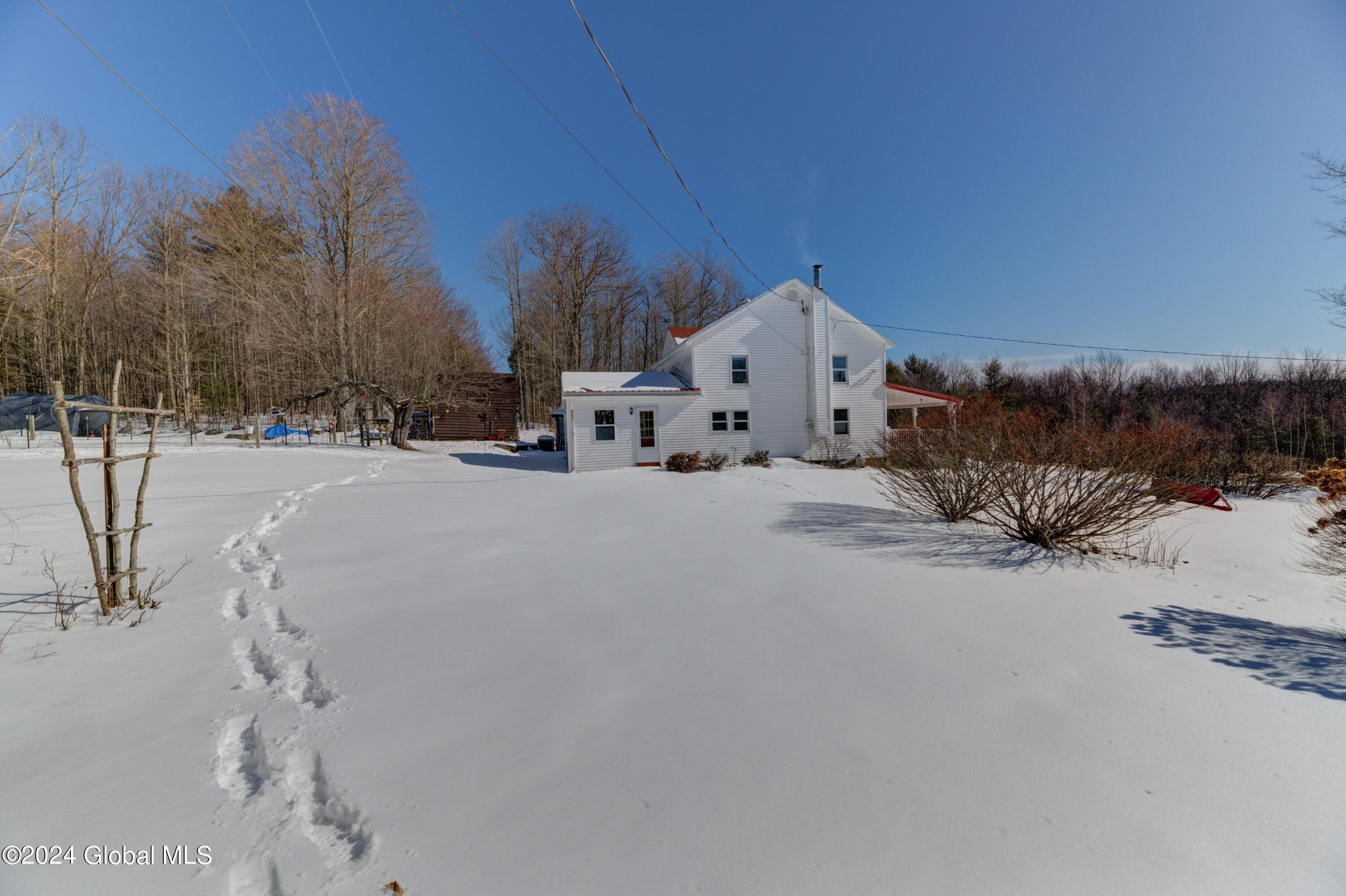 388 Willie Road, Gloversville, New York image 8