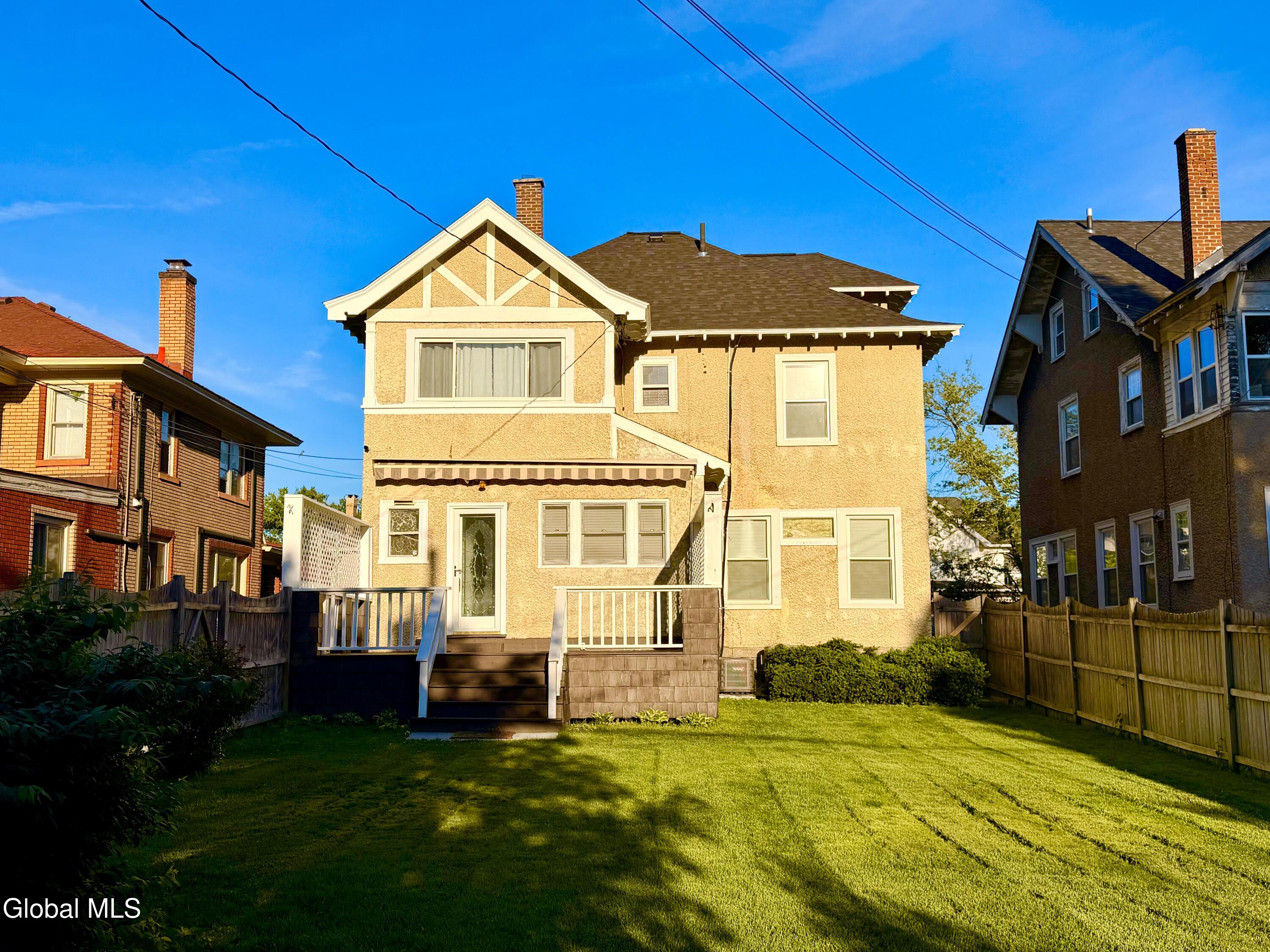 831 Wright Avenue
