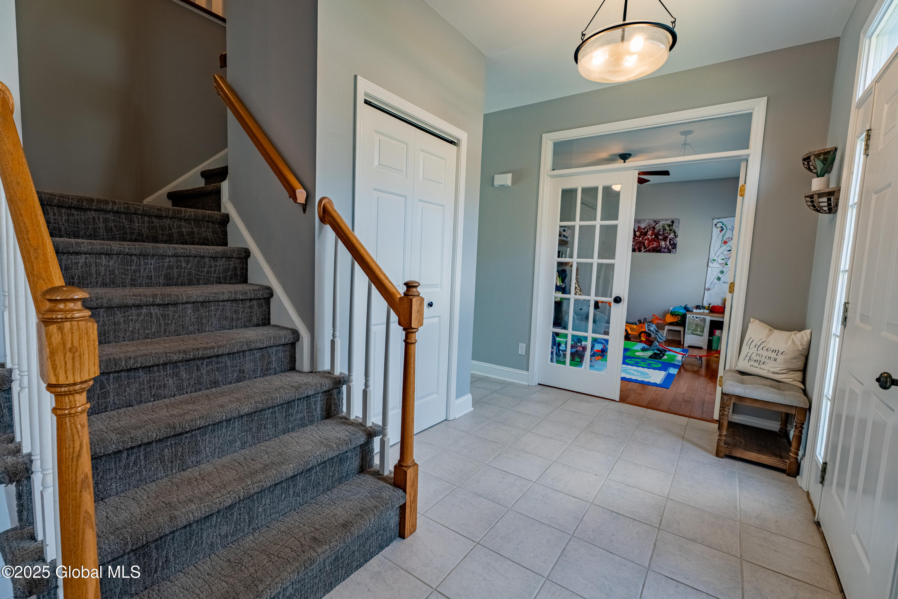 6 Toms Way, Clifton Park, New York image 3