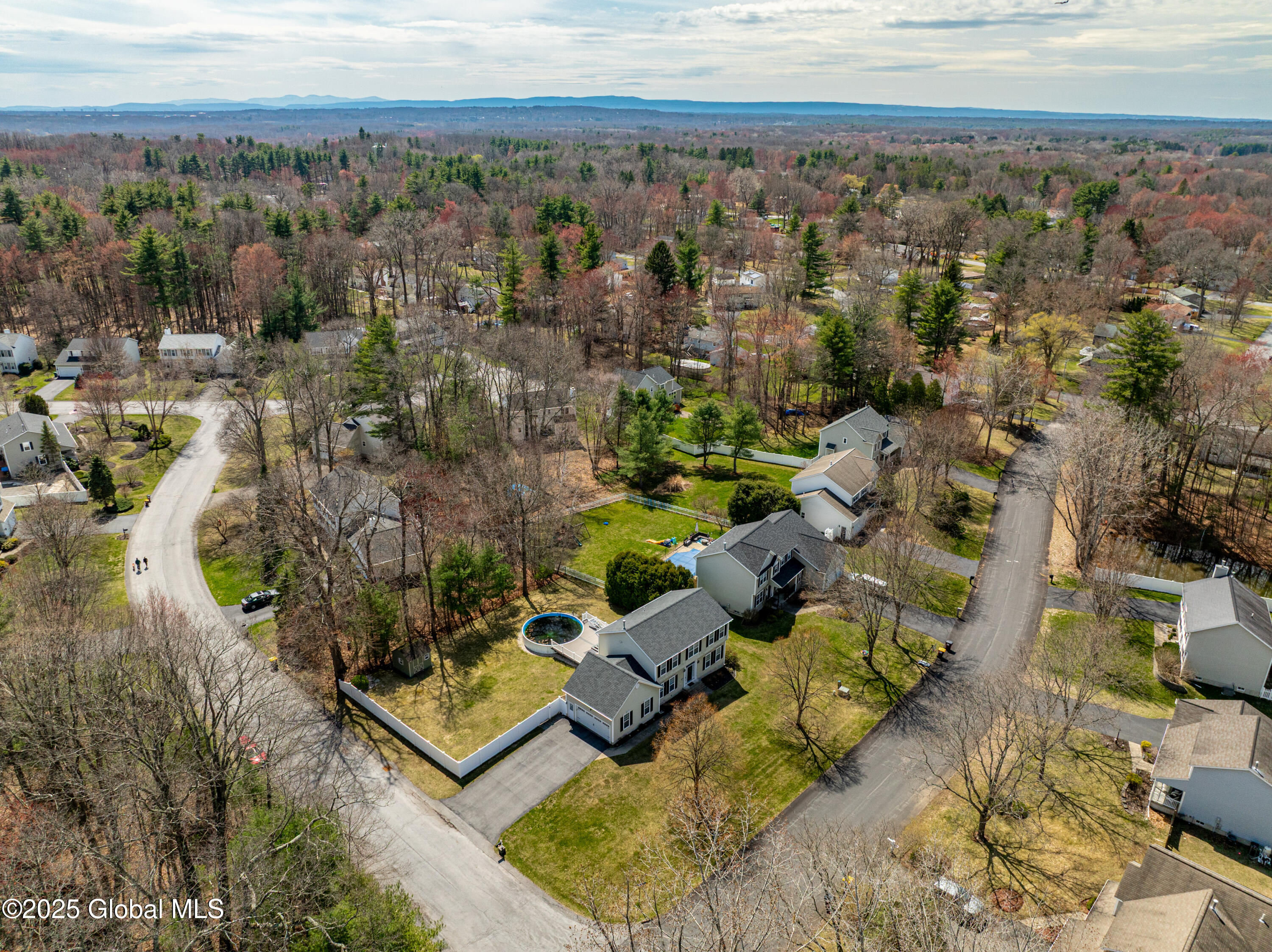 6 Toms Way, Clifton Park, New York image 32