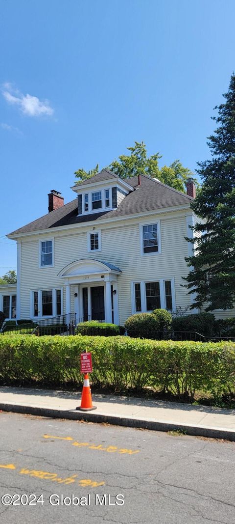 Photo of 1570 Union Street, Schenectady, NY 12309 (MLS # 202526157)