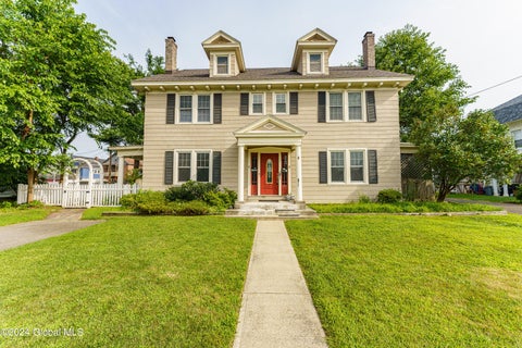 Photo for 6-8 Conway Court