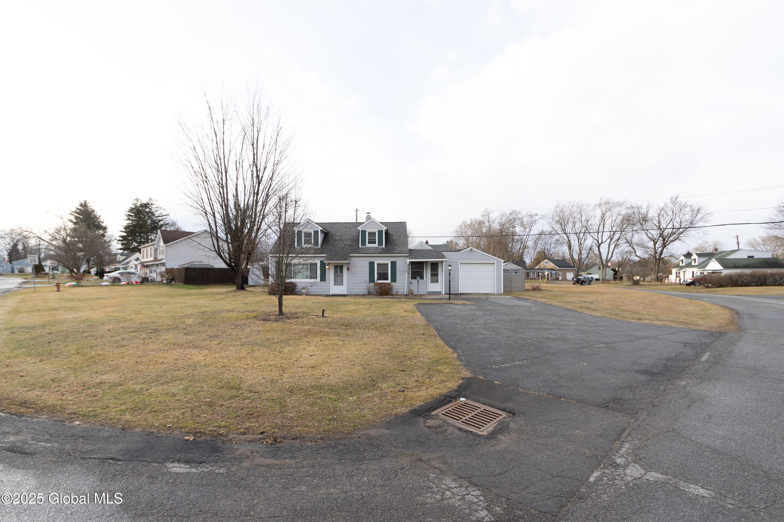 1043 Inner Drive, Schenectady, New York image 34