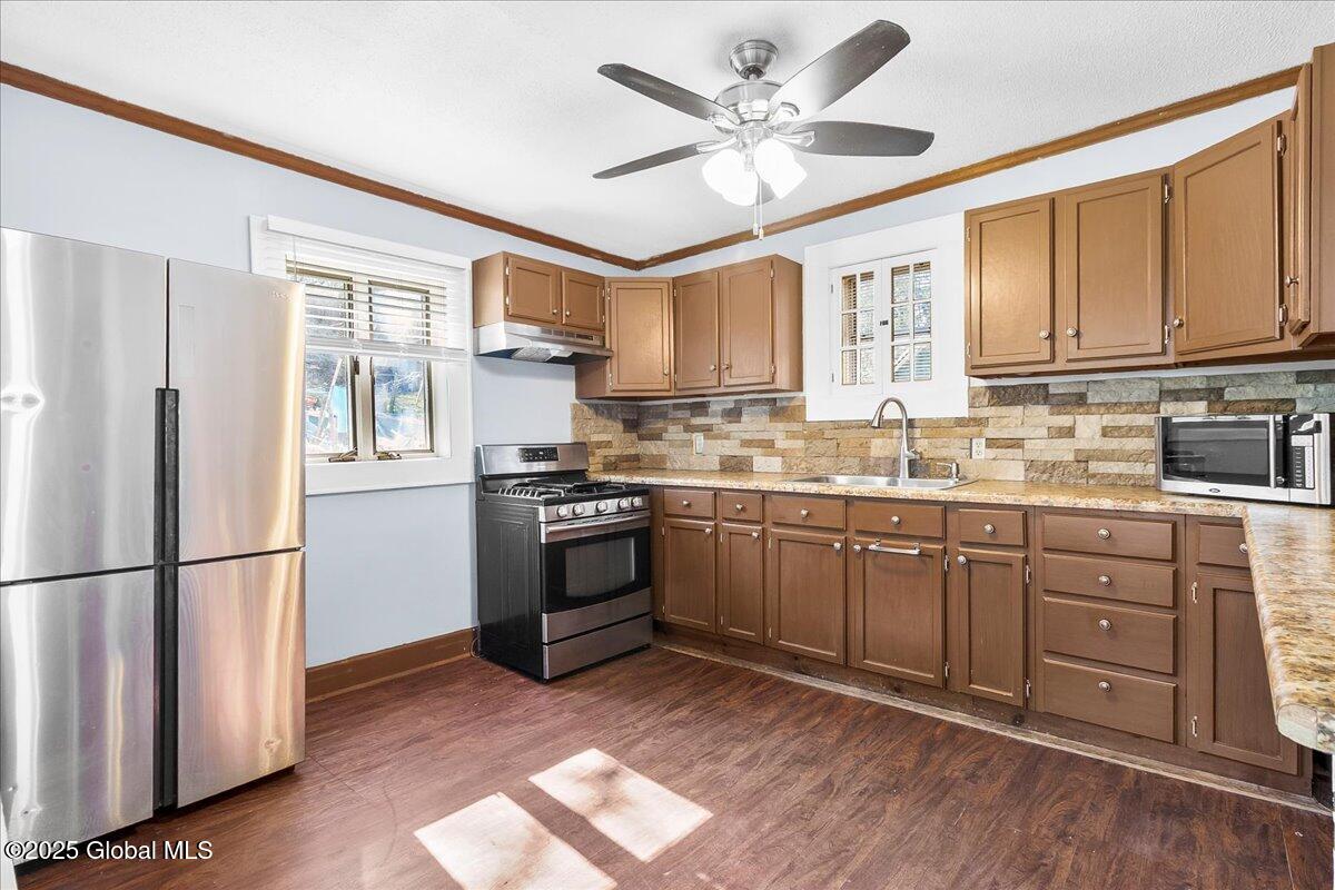 37 Francis Street, Troy, New York image 9