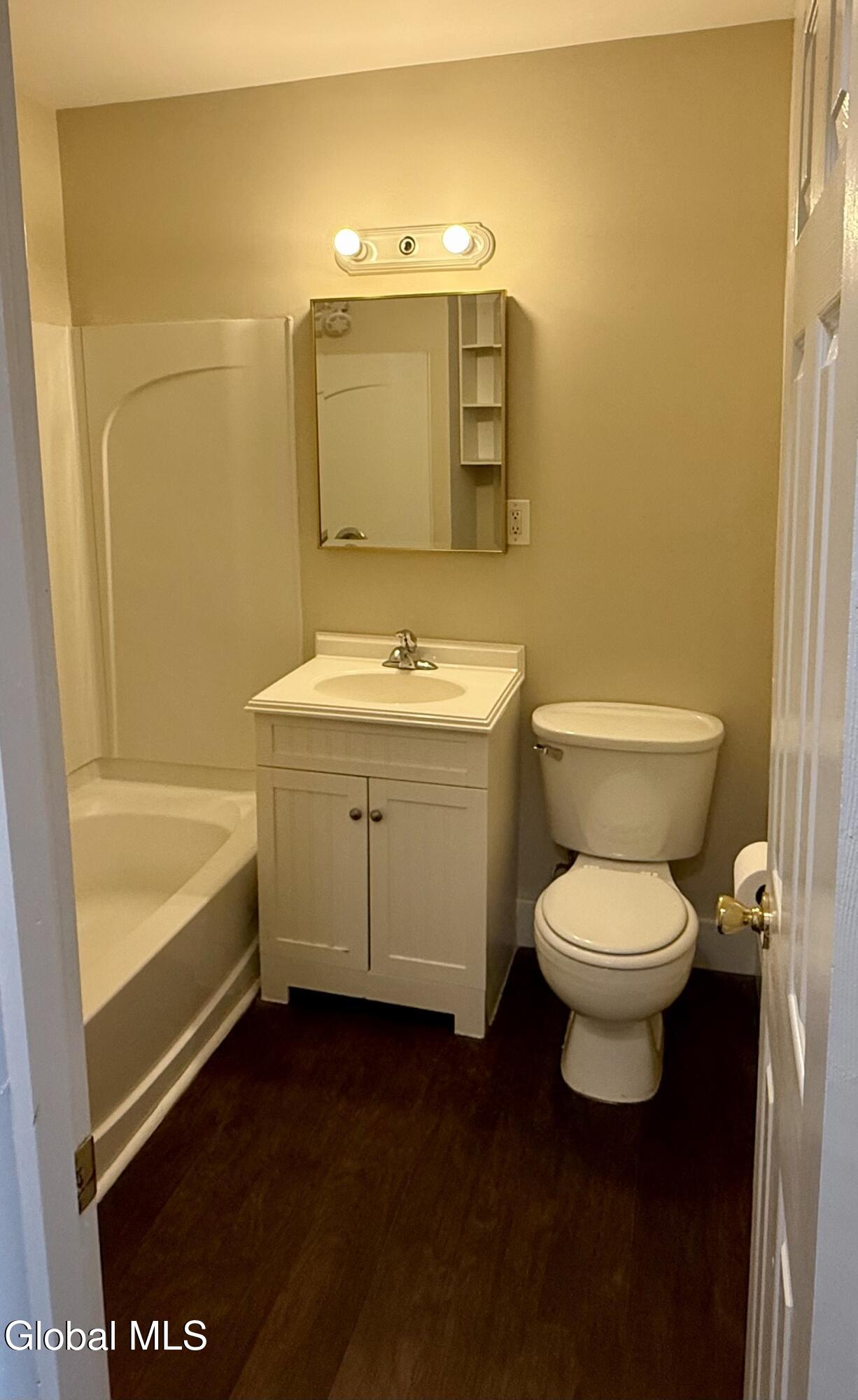 Stillwater, New York 12170, United States, 2 Bedrooms Bedrooms, ,1 BathroomBathrooms,Residential,Active,255109