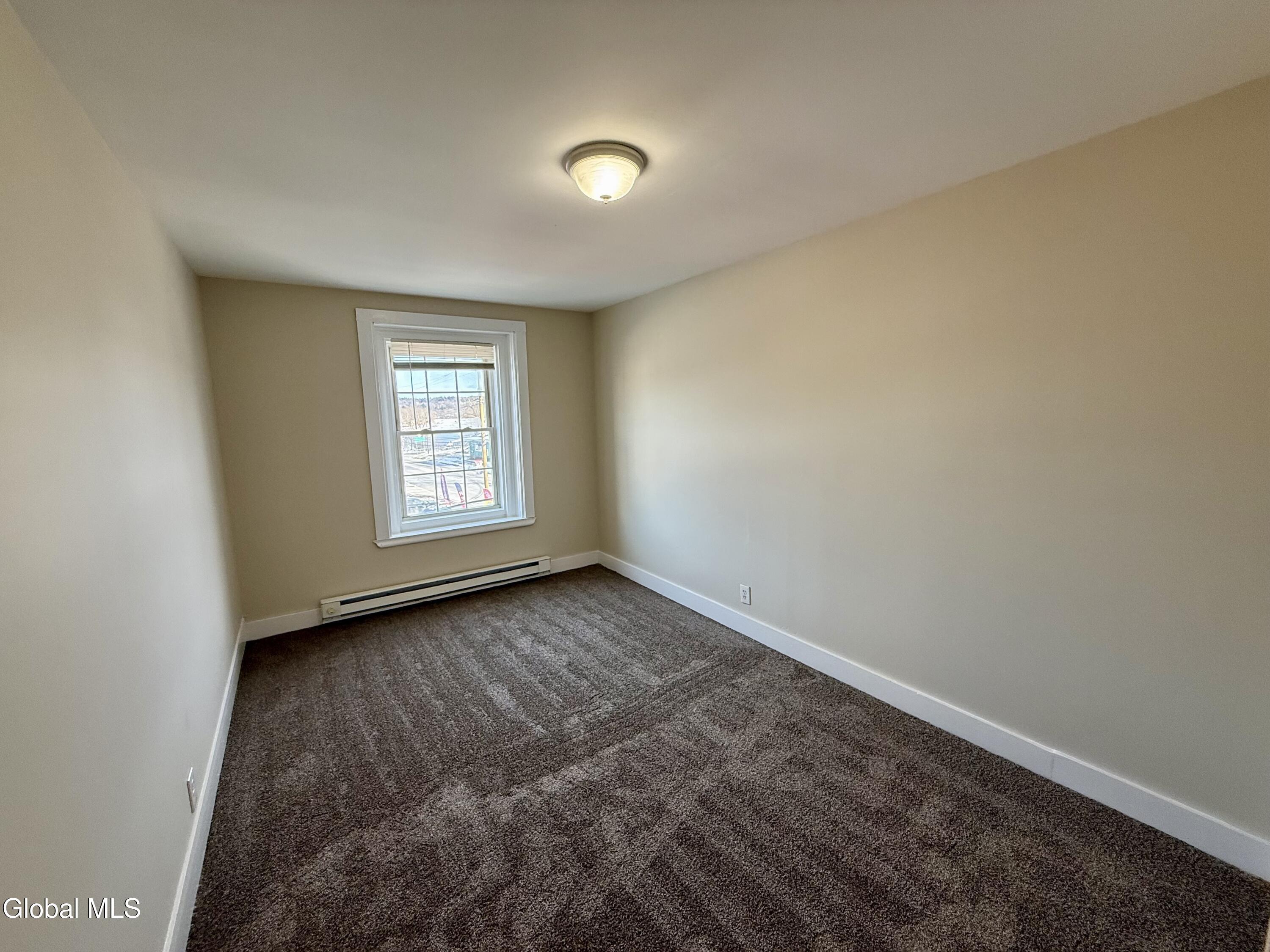 Stillwater, New York 12170, United States, 2 Bedrooms Bedrooms, ,1 BathroomBathrooms,Residential,Active,255109