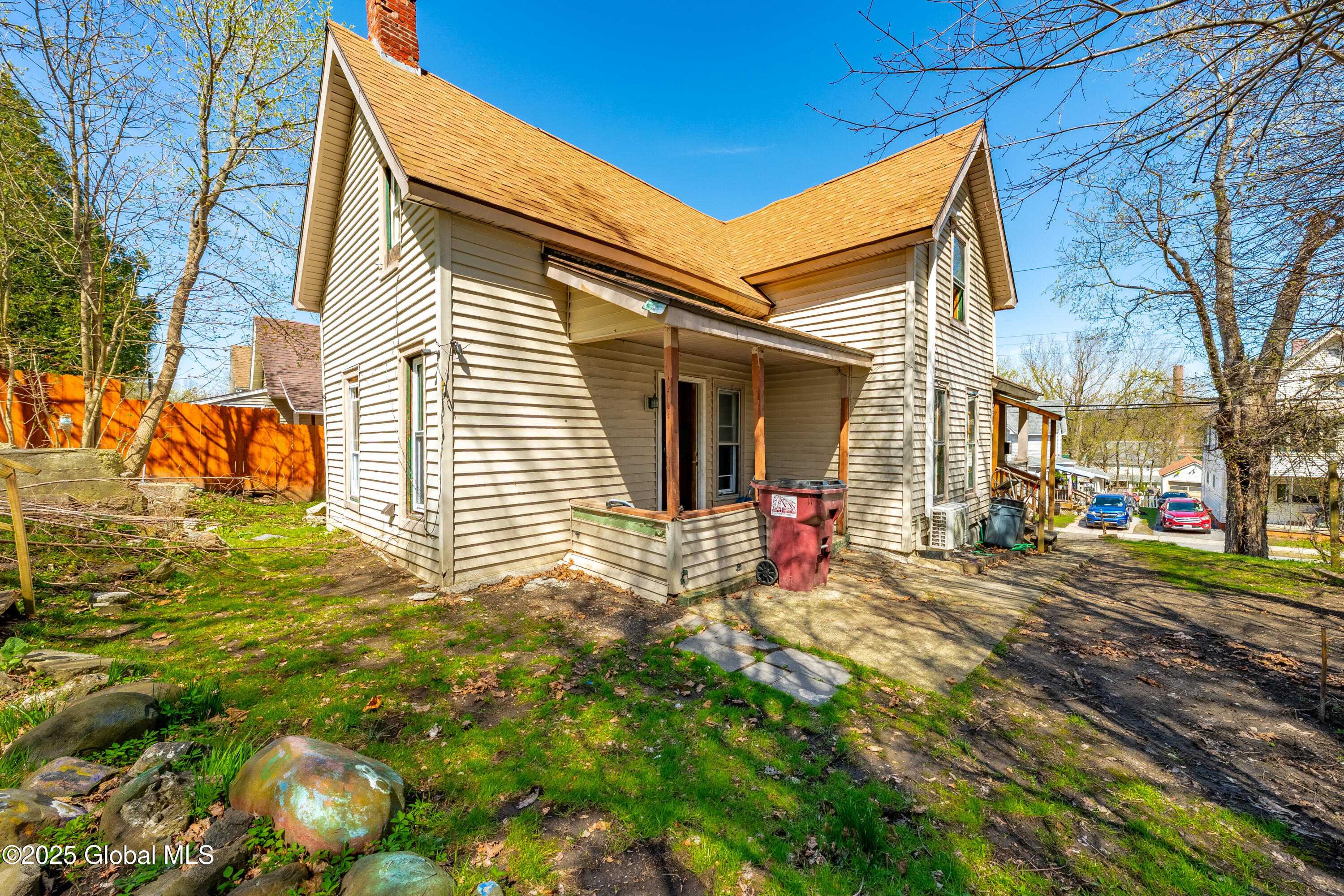 67 3rd Street, Gloversville, New York image 5