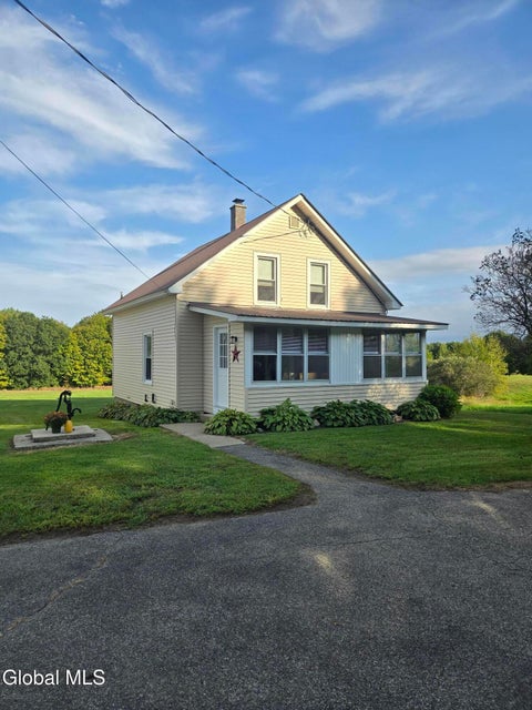 Photo of 290 County Highway 123, Mayfield, NY 12117 (MLS # 202626464)